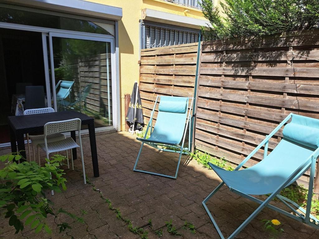 Cap City, modeste rez-de-jardin 500m plage et du Port - 4