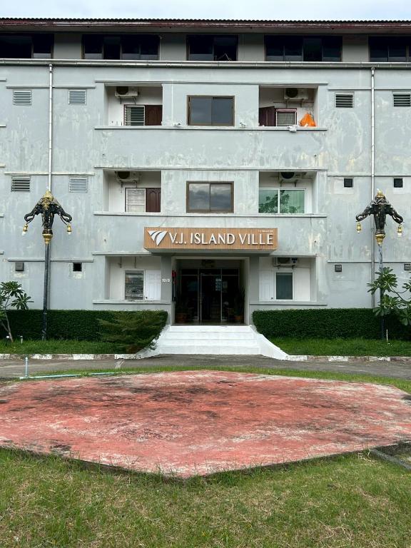 Exterior view, THE HABITAT HOSTEL in Koh Chang