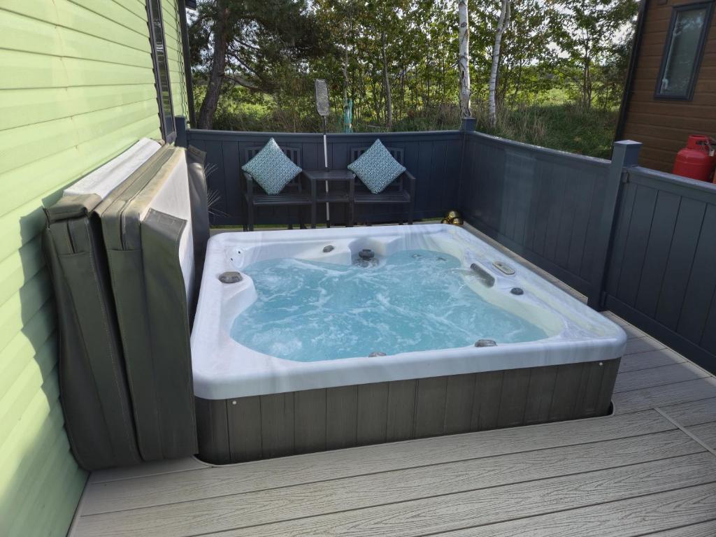 Baywood View Lodge photo 3