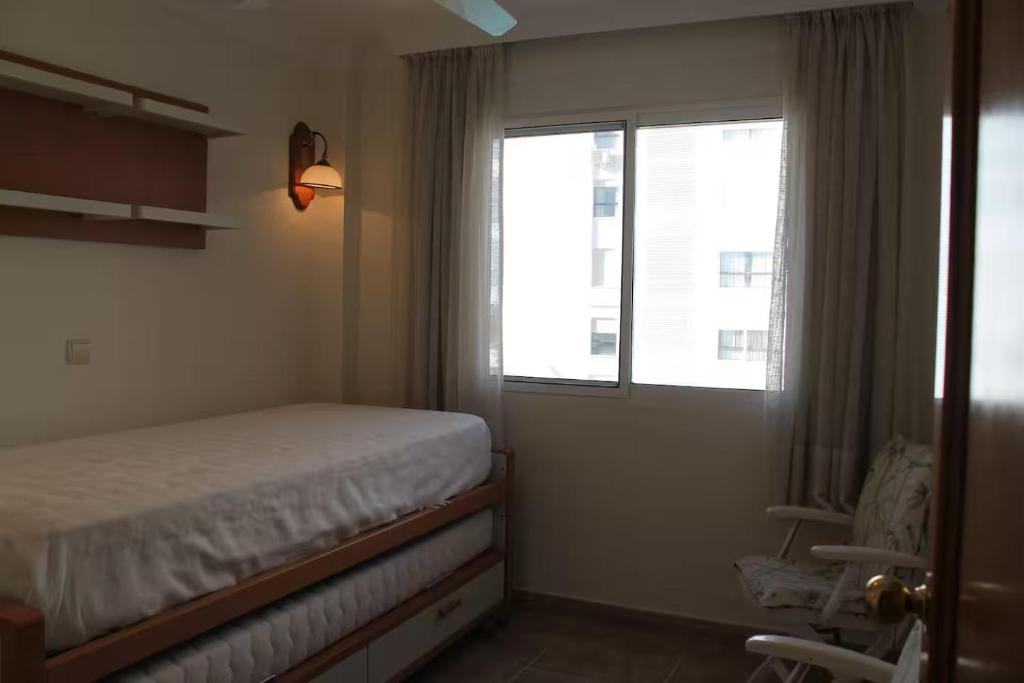 3 Bedroom Apartment by the Beach Line, Porlamar - 5