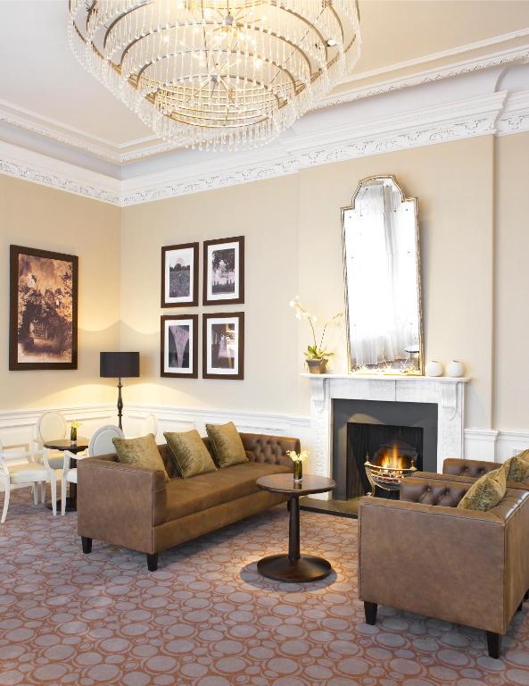 De Vere Cranage Estate photo