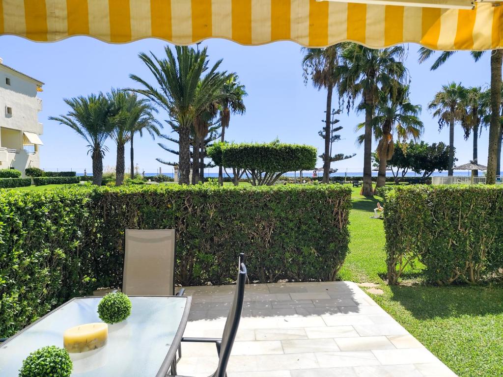 Mimosas Pool & Garden - 1