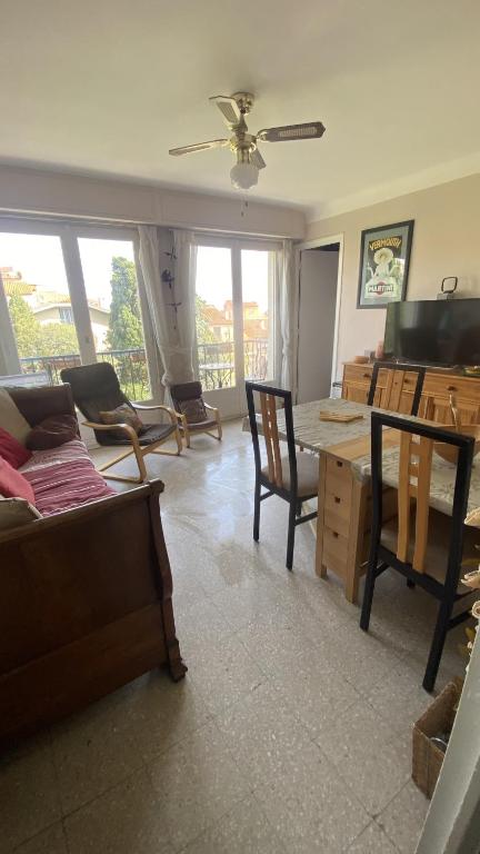 4VSE-VER34 Appartement proche plage avec parking - 2
