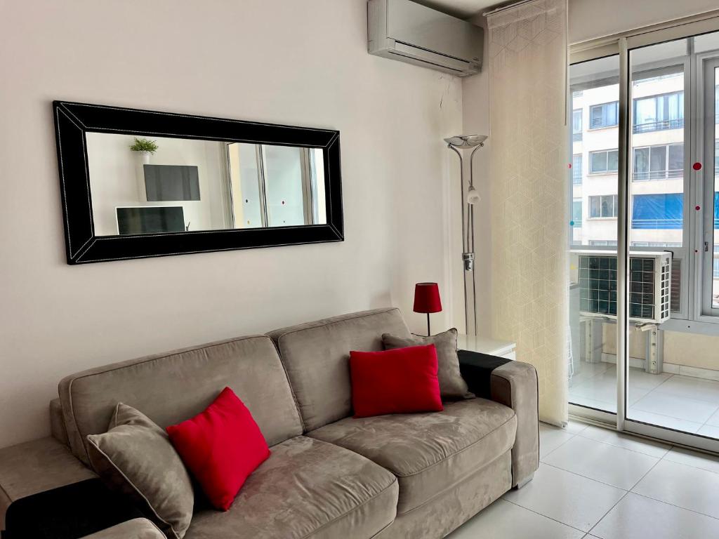 Viva Riviera Studio Residence Grand Hotel - 4