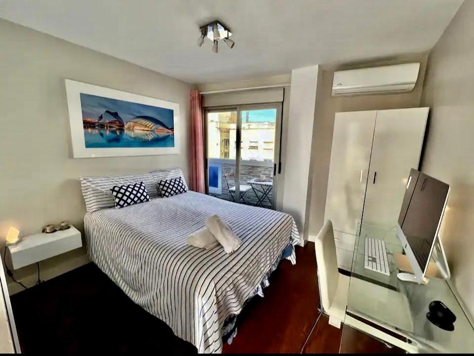 Habitación privada con Baño en un moderno y céntrico Atico en Ciutat Vella - 3