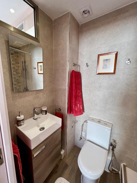 Habitación privada con Baño en un moderno y céntrico Atico en Ciutat Vella - 5