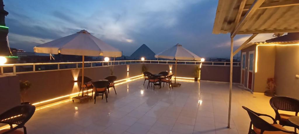 Phoenix Pyramids View Inn, Cairo from $14pp - Book Now