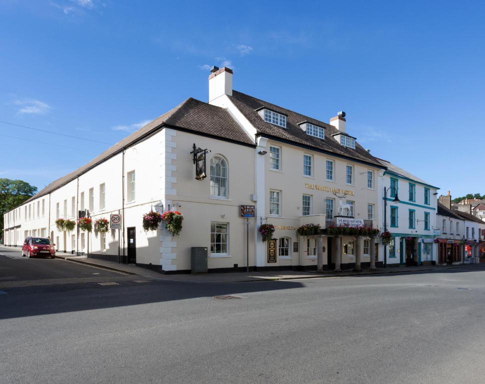 The White Hart Hotel Wetherspoon — Hotel in Okehampton