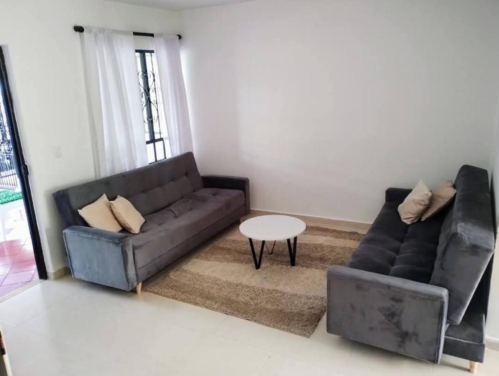 Casa Quintas de las acacias, Villavicencio - 5