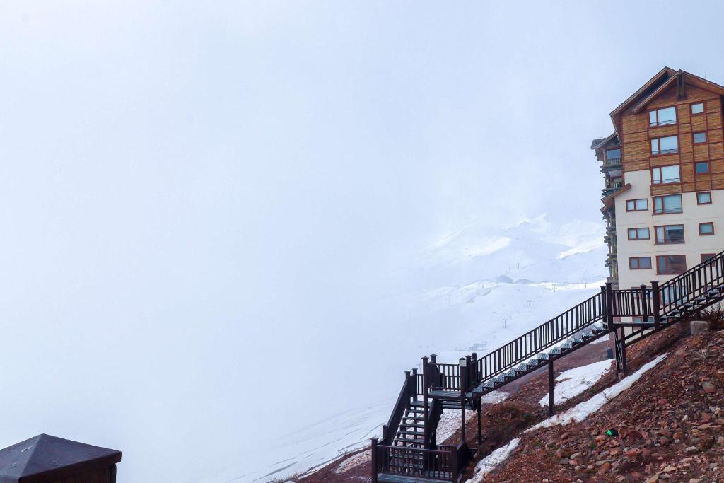 HOM I SKI IN-OUT frente a la Cordillera 4D3B 9PAX - 3