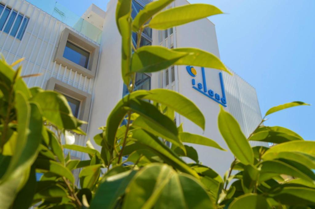 Island Boutique Hotel — Hotel building in Larnaca, Larnaca Region