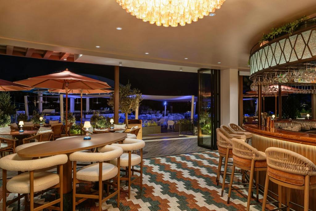 Bar/lounge