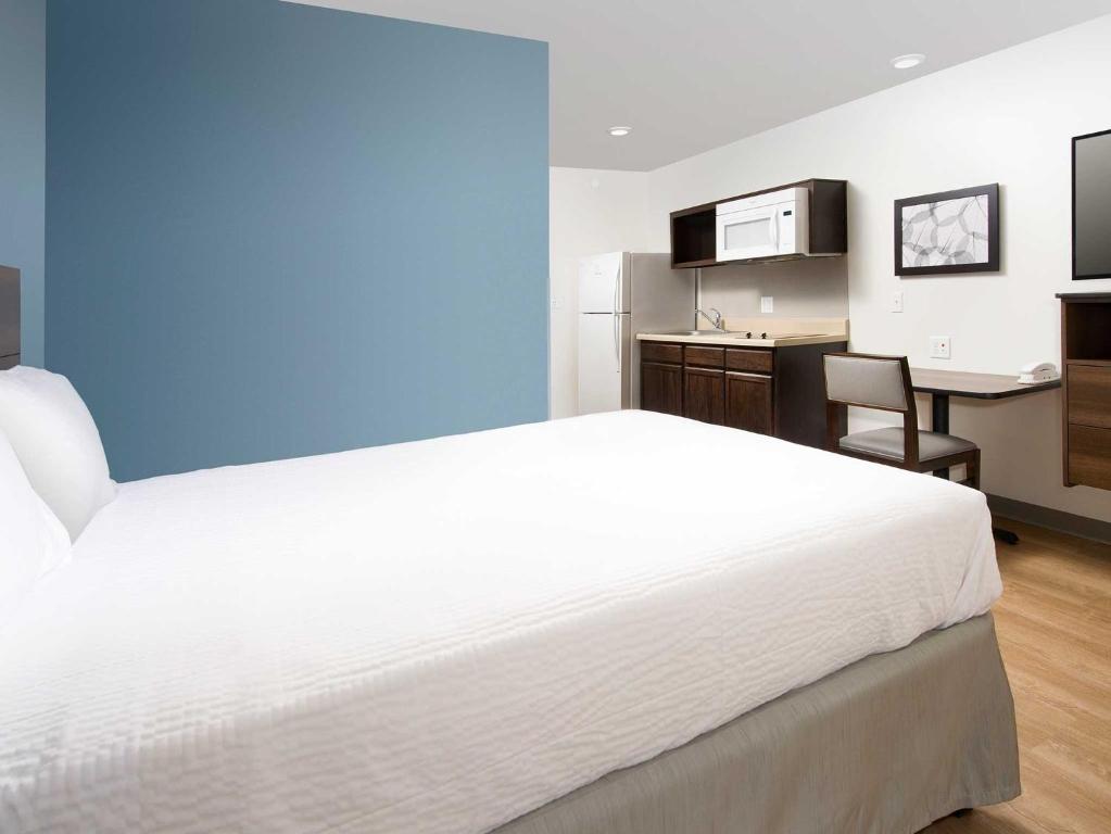 WoodSpring Suites Fargo North Near NDSU photo