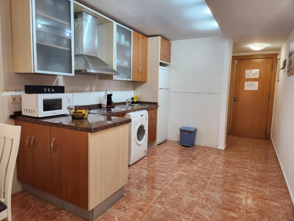 Cozy Apartment in Vera, Just Steps from the Beach - 3