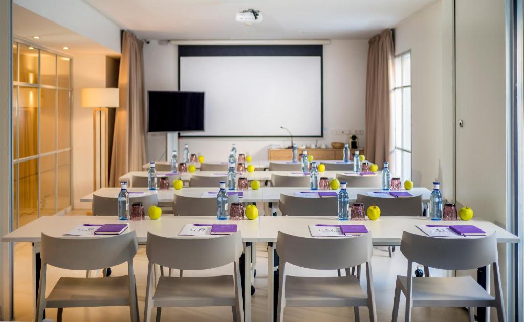 FERGUS Style Palmanova - Adults Only — Hotel building in Palma Nova, Balearic Islands