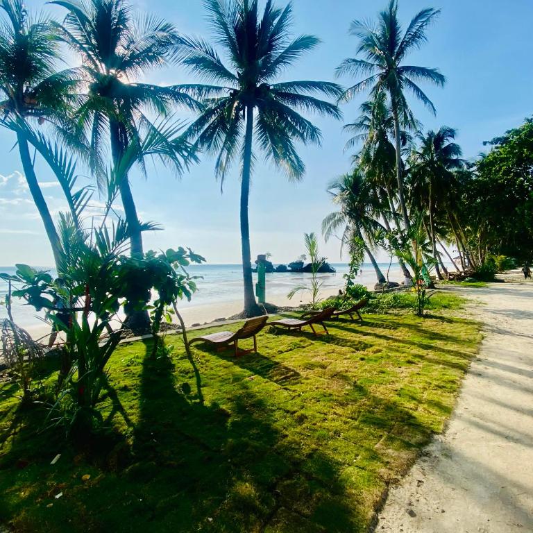 V Boutique Hotel Boracay 4