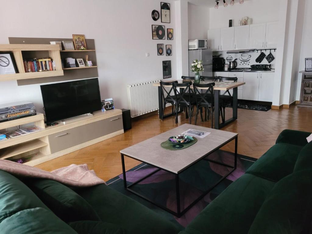 Apartment Božur - 2