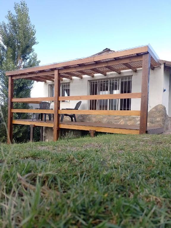 Casa de huéspedes con pileta. - 4
