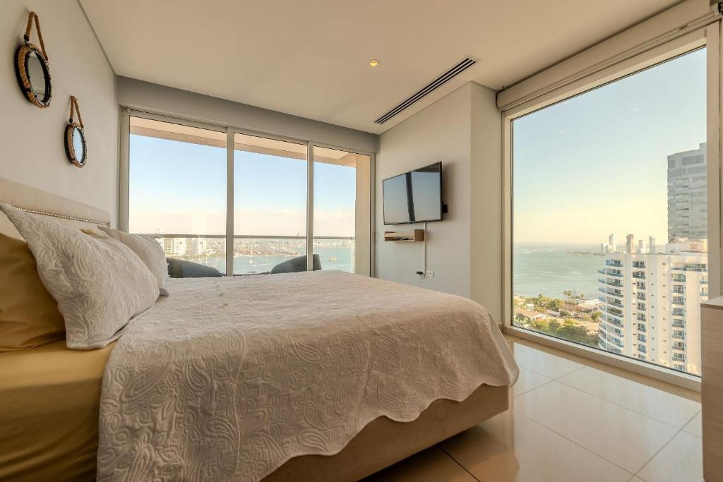 H2 building -Luxurious 2 BR / 16th Fl - Bocagrande - 2