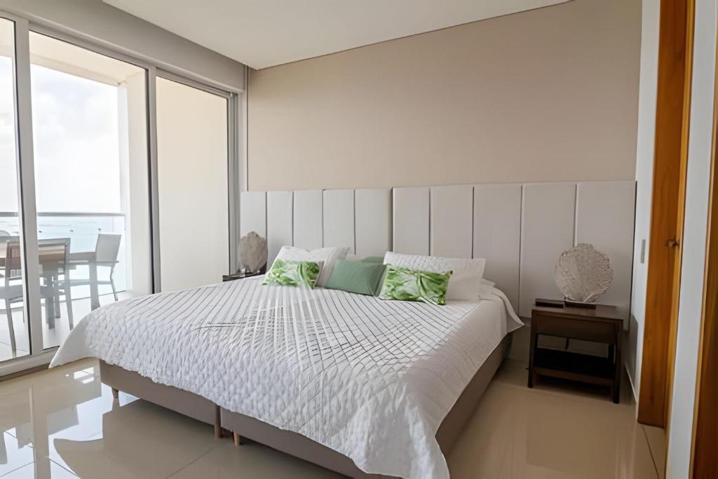 Luxurious 1 Bd Apt on the 17th Floor - H2 Hyatt - 1