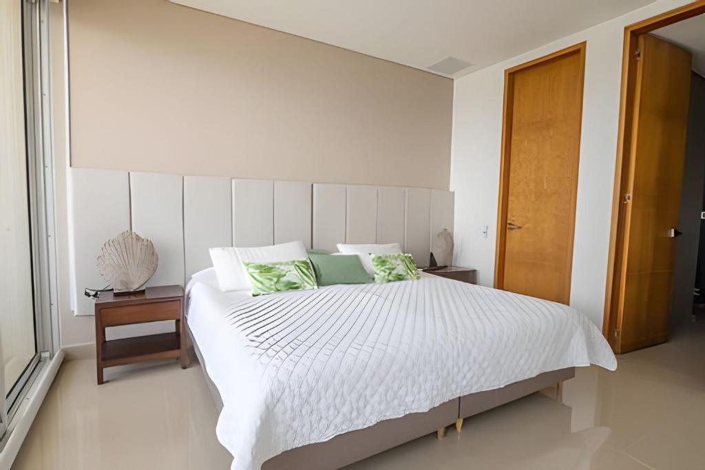 Luxurious 1 Bd Apt on the 17th Floor - H2 Hyatt - 5