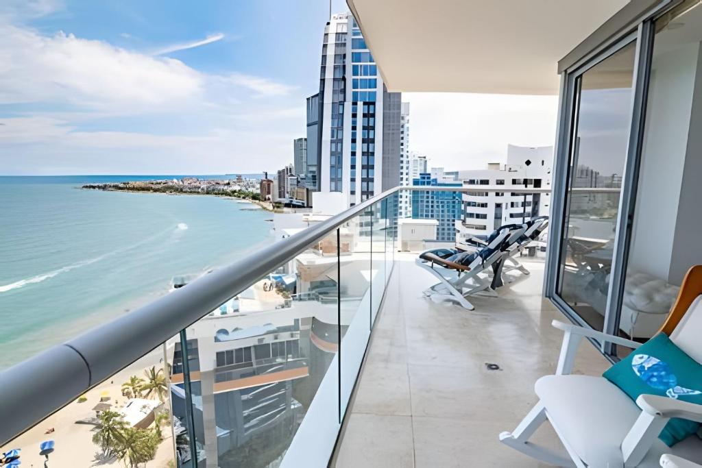 Spectacular View - 17th Floor - Morros City 1701 - 1