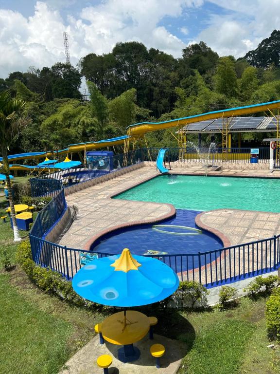 Hotel Los Toboganes - 1