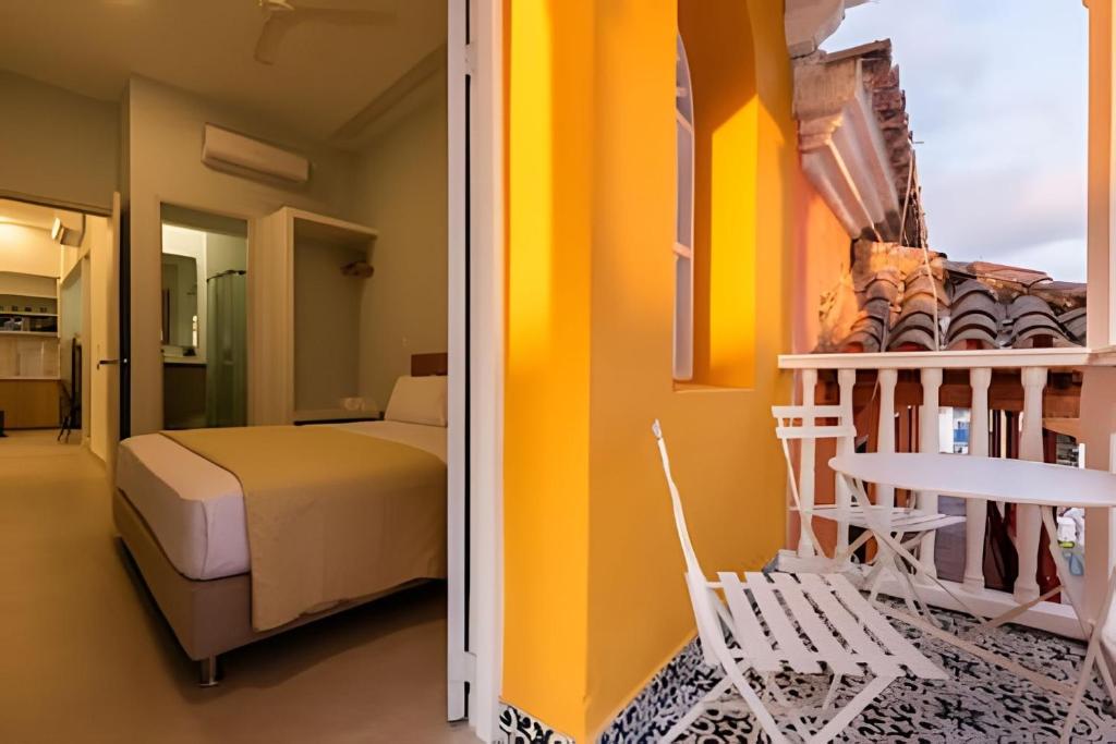 Apt with balcony in the Historic Center - Zaher G - 5
