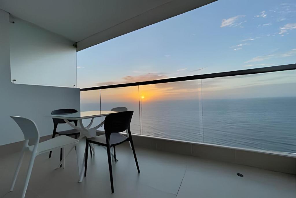 Lujoso Apto Vista al Mar Piso 34 - Palmetto Beach - 1