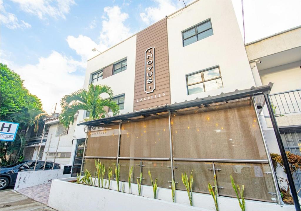 Novus Laureles - 5
