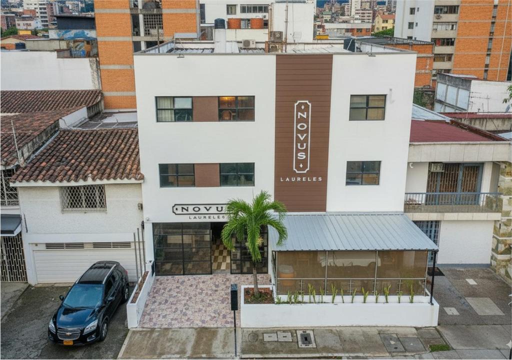 Novus Laureles - 2