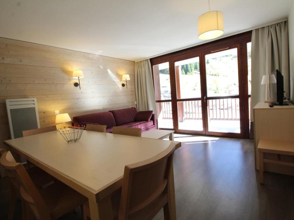 Flaine: 4P au pied des pistes, piscine, parking, 8 pers - FR-1-687-15 - 1