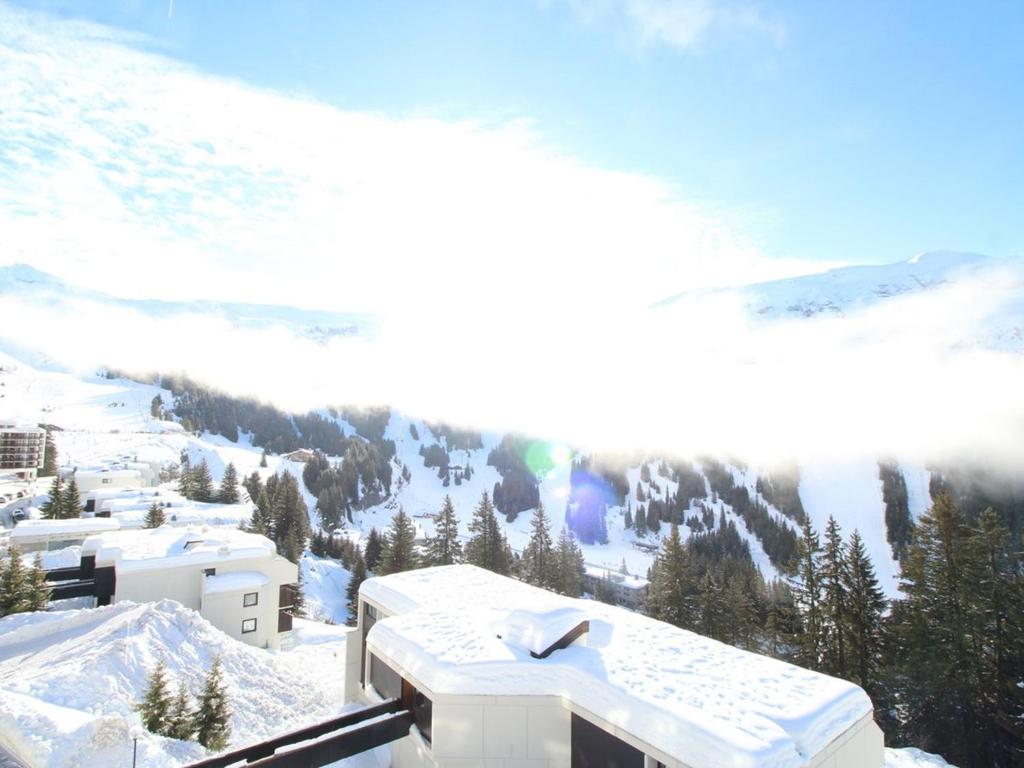 Studio rénové 4 pers avec balcon sud, proche pistes et commerces, casier à skis, parking - FR-1-687-33 - 4