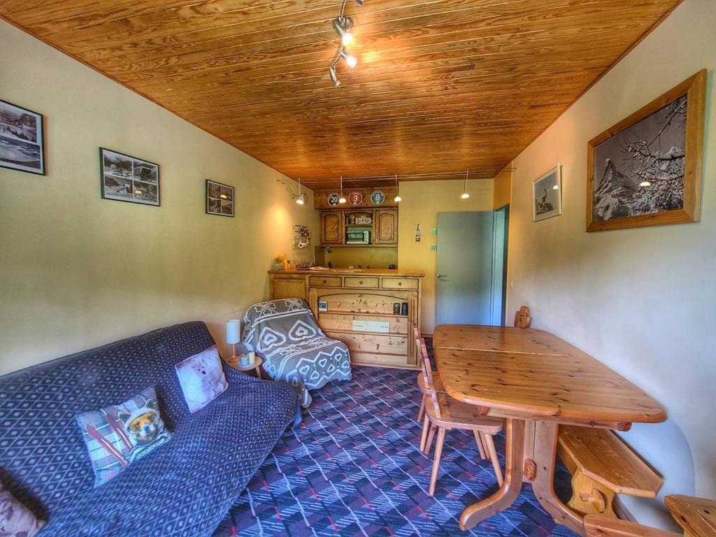 Appart. 38m² pour 6 pers, balcon sud, pied des pistes - FR-1-687-115 - 1