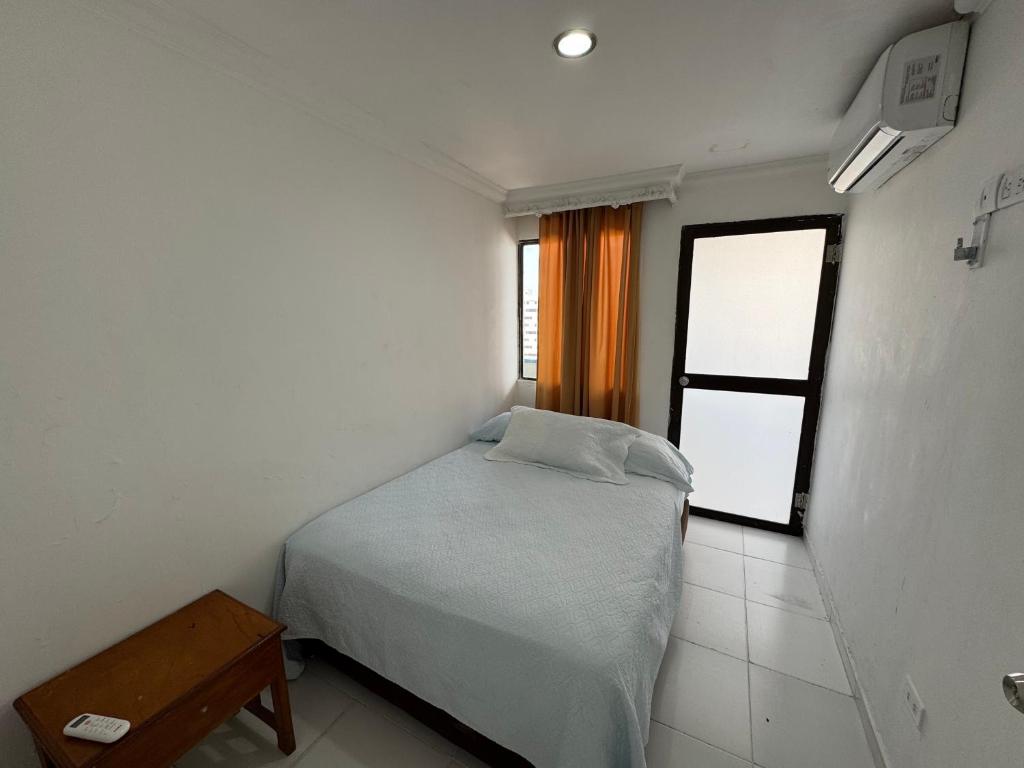 Apartamento en Bocagrande con vista lateral al mar ICDI - 5