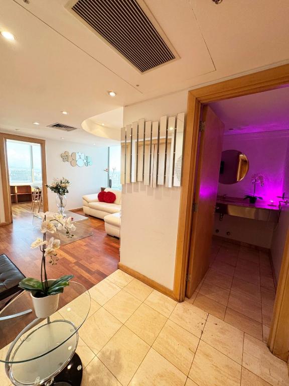 Large apartment with Jacuzzi and view in luxury district - 3