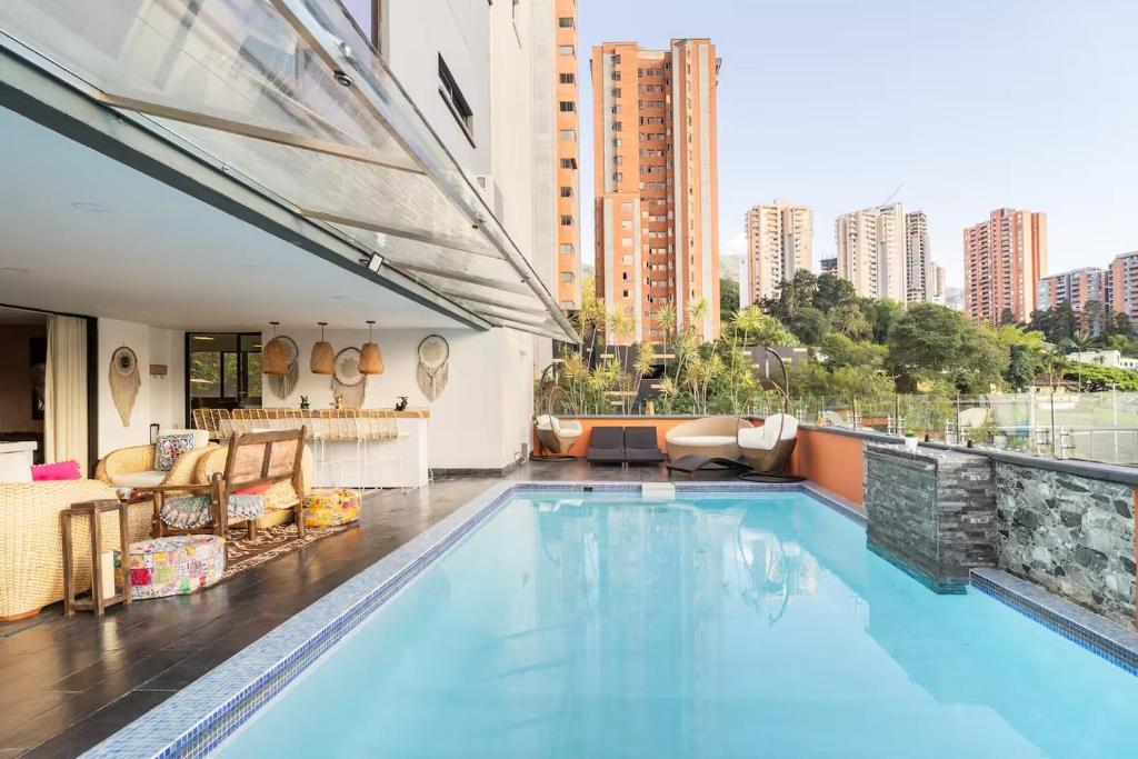 Amazing PH in Poblado 5BD & heated pool! - 1