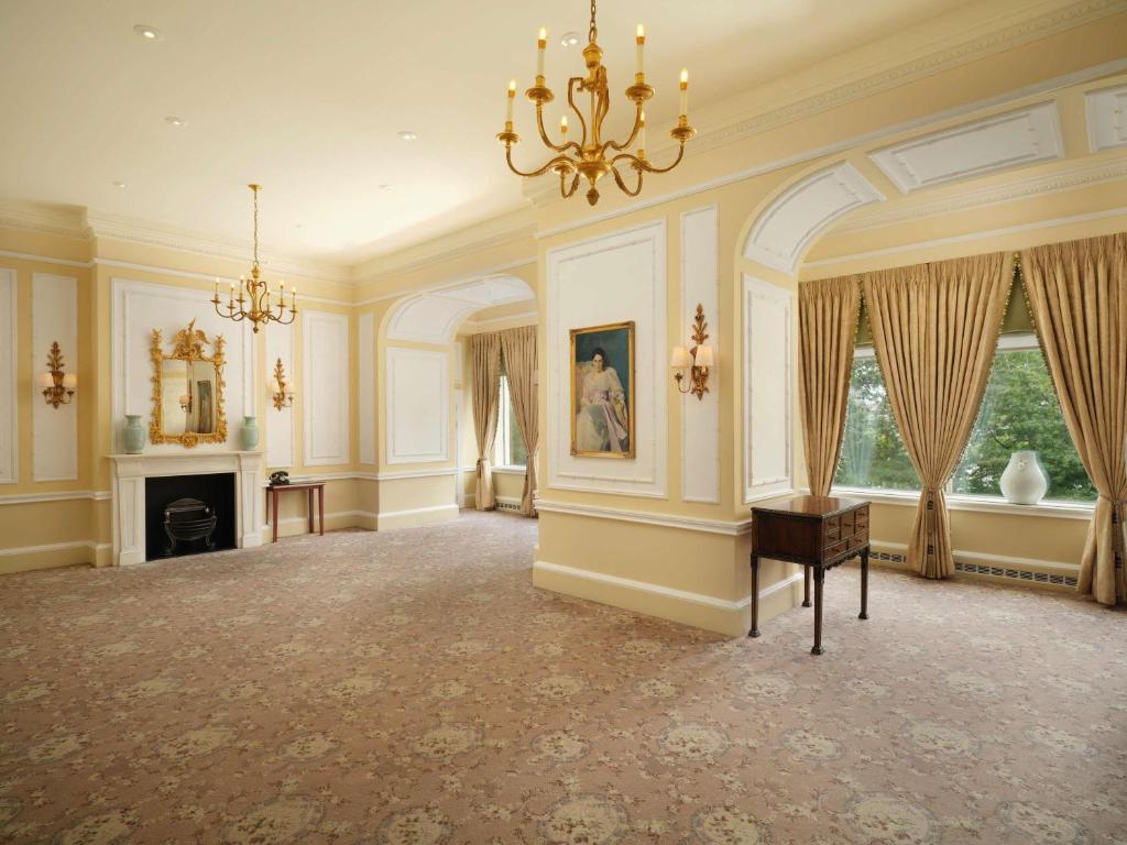 Tárgyalóterem/bálterem