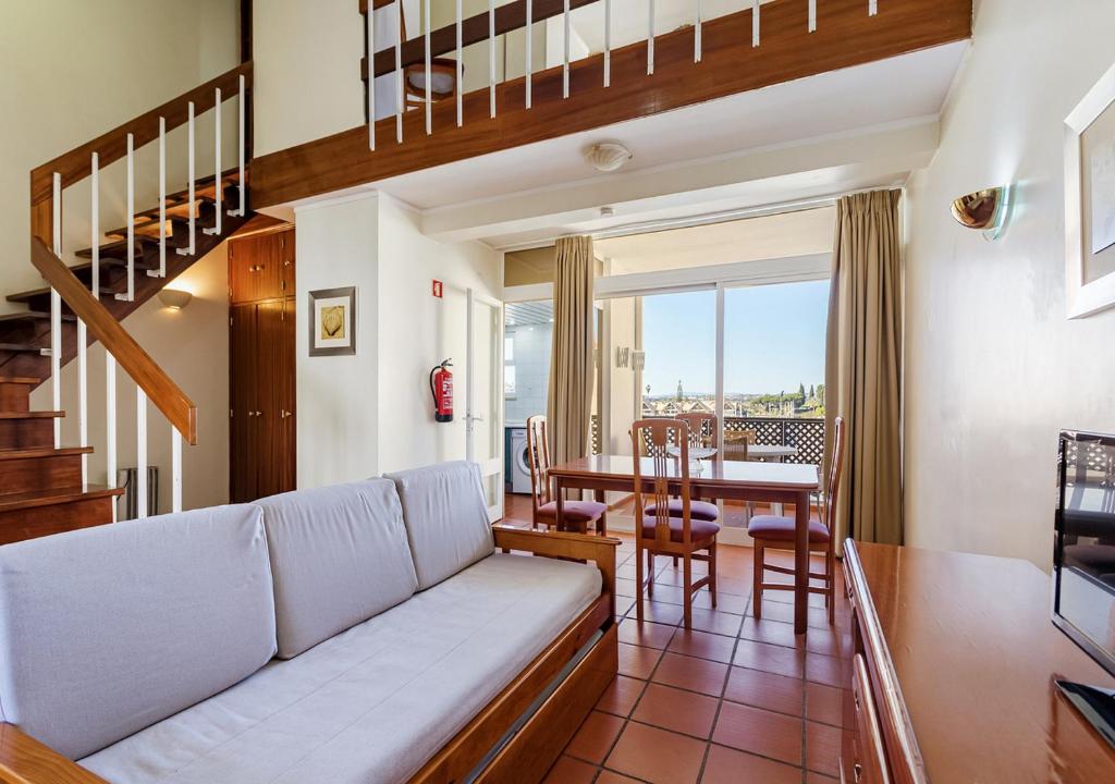 Facilities, Marina Plaza by Garvetur in Vilamoura