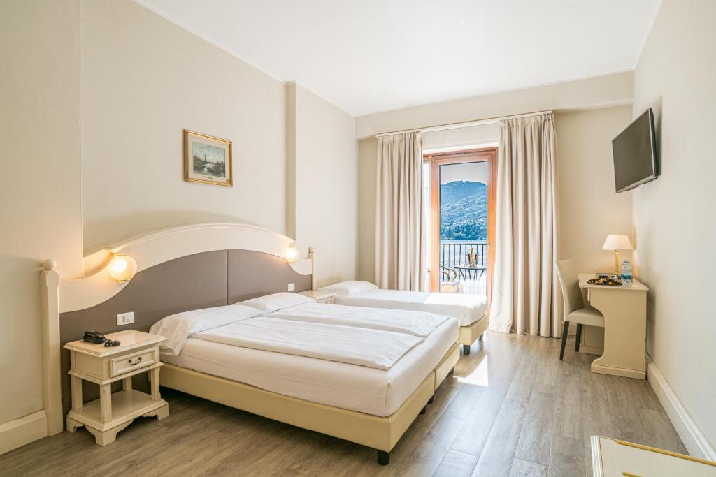 Hotel Bazzoni — Hotel rooms in Tremezzo, Lombardy