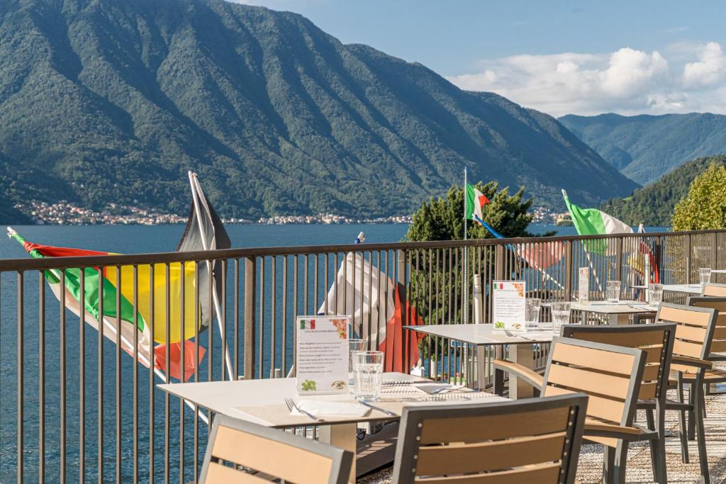 Hotel Bazzoni — Restaurant & bars in Tremezzo, Lombardy