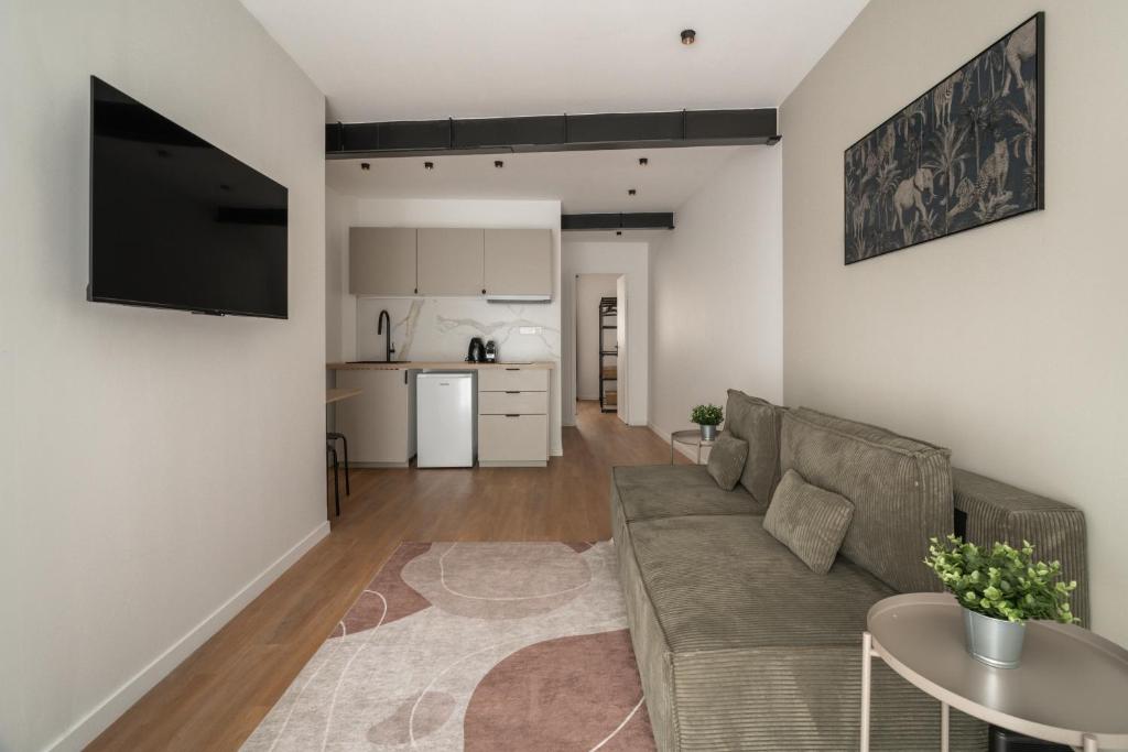 Charming new apartments in Paris - 5