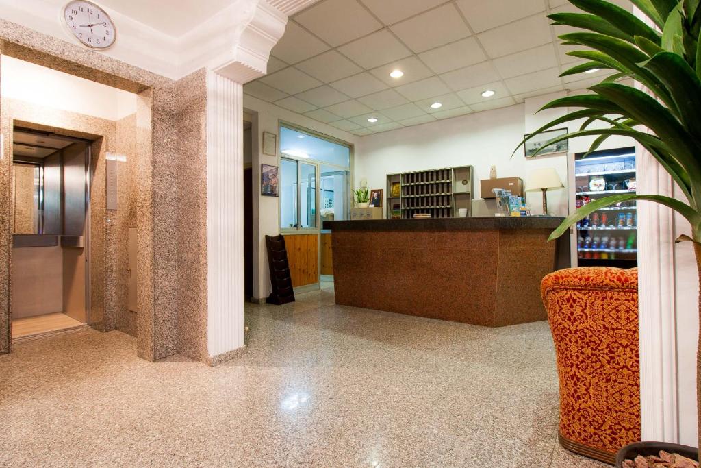 Takelena Apartments photo