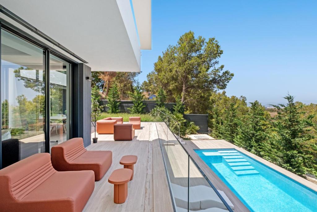 Villas Pinares - Sea,City,Mountain Views, Gym SaltPool BBQ - Beach 2km, City 5km - 5
