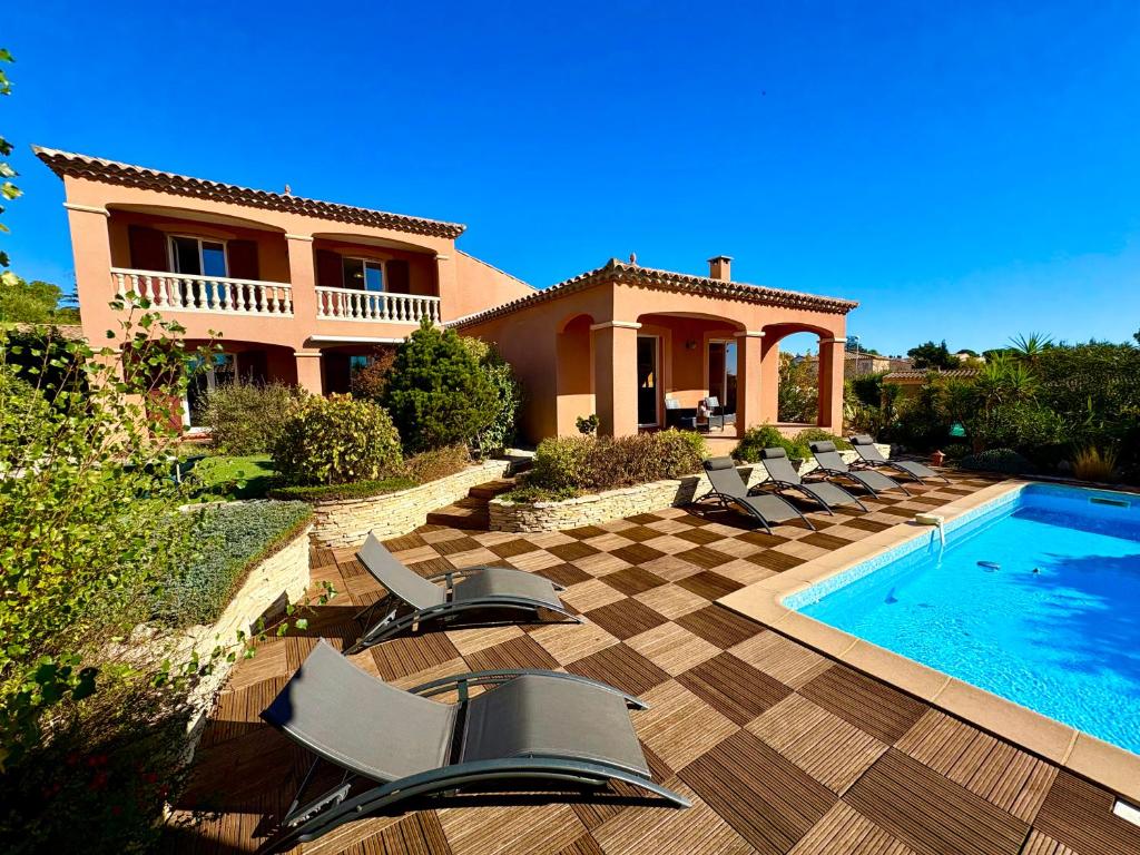 Villa indépendante avec piscine privée - 1
