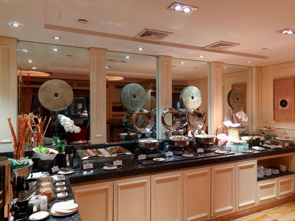 طعام و مشروبات