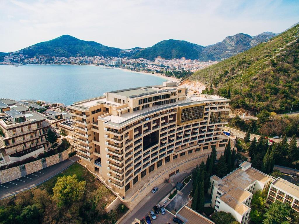 Harmonia Apartments - 3