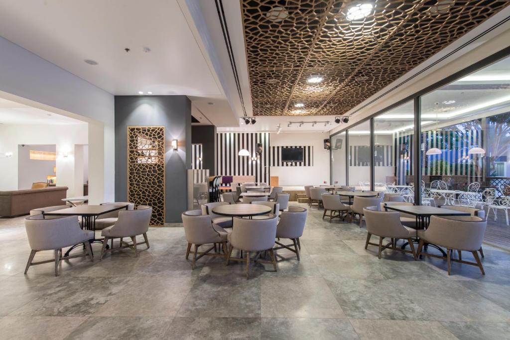 Americana Eilat Hotel photo