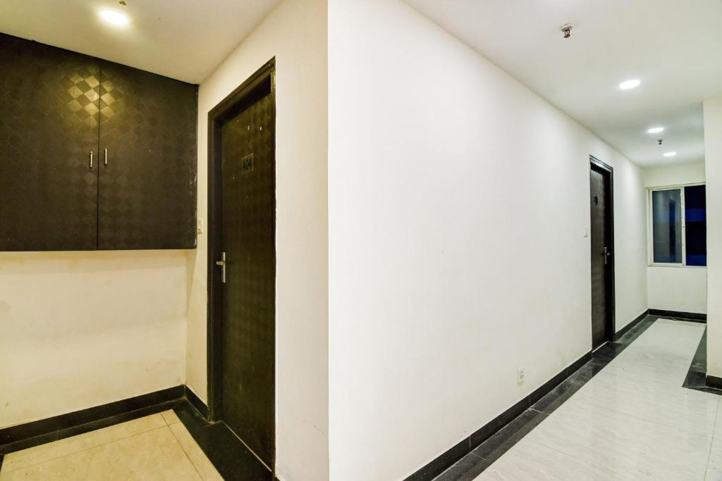 フロント・ロビー