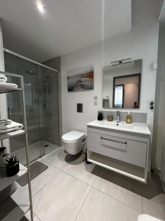 Lovely and Spacious apartment - 4